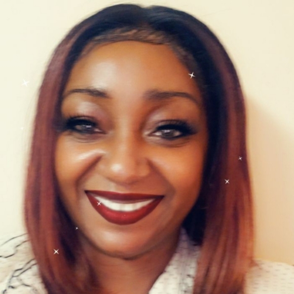 Meet your Posher, Terria - Picture 2 of 3